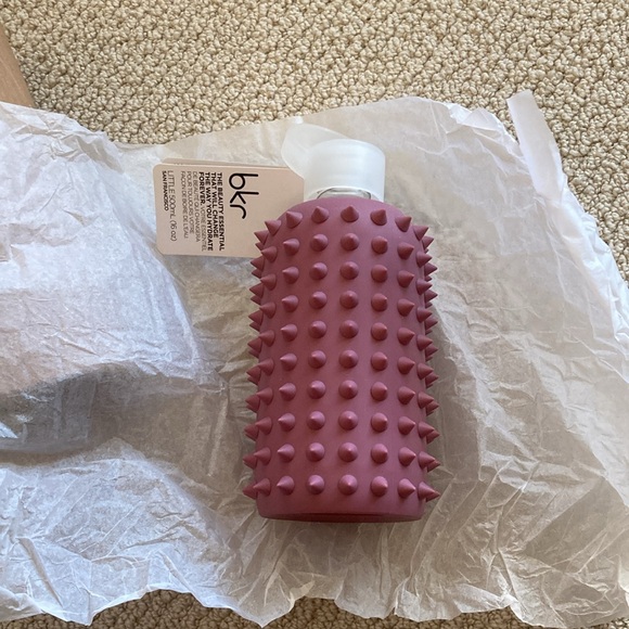 NEW Bkr Water Bottle Little Spiked Muse Mauve Purple 500 mL 16 oz Glass RARE NWT - Picture 1 of 8